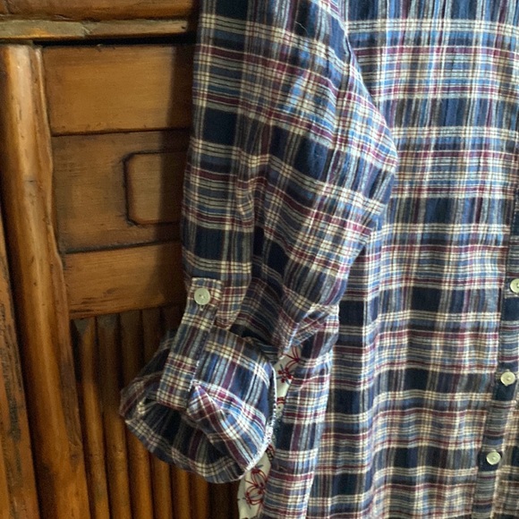 Altar’d State Women’s Shirt - Picture 5 of 12